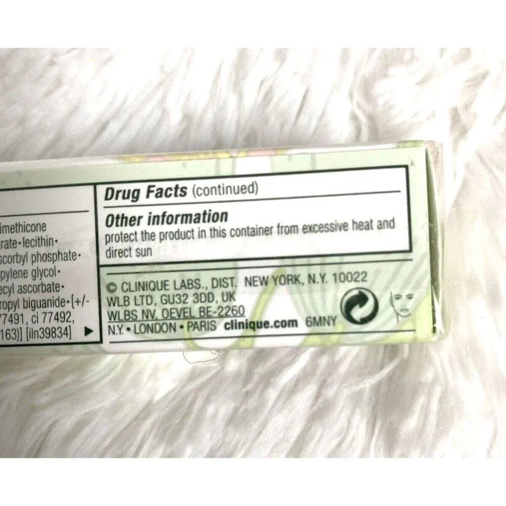 Clinique Even Better Makeup Fundation WN 01 Flax SPF 15 Evens and Corrects 1oz